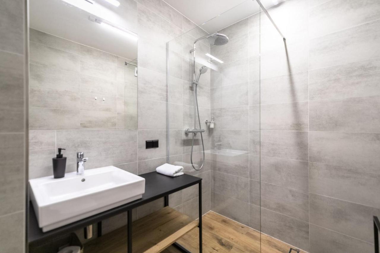 Apartamenty Pod Szyndzielnia Blisko Kolejki I Hali Pod Debowcem - Dream Apart Bielsko-Biała Kültér fotó