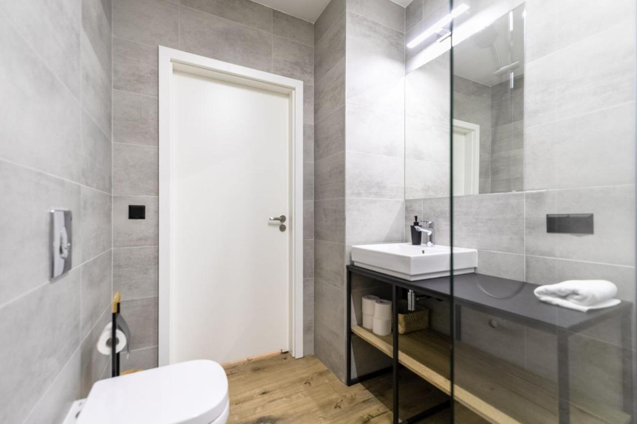 Apartamenty Pod Szyndzielnia Blisko Kolejki I Hali Pod Debowcem - Dream Apart Bielsko-Biała Kültér fotó